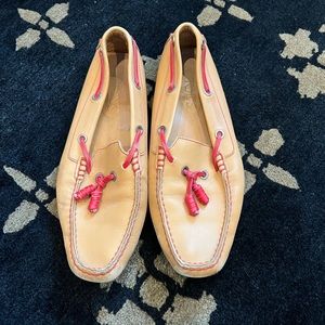 Tod’s Leather Loafers Size 38 1/2 US 8 1/2.